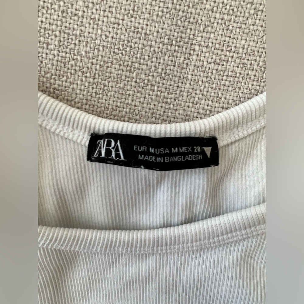 Zara Basic Rib Tank Top - Picture 3 of 4